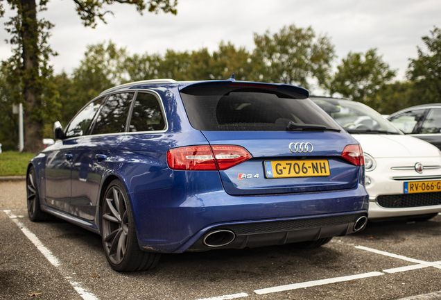 Audi RS4 Avant B8