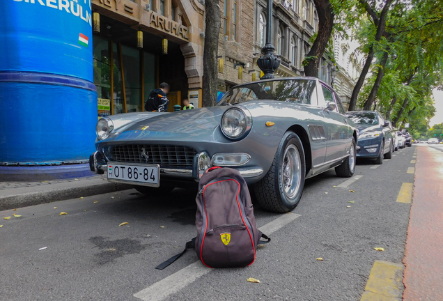 Ferrari 330 GT 2+2 Series II