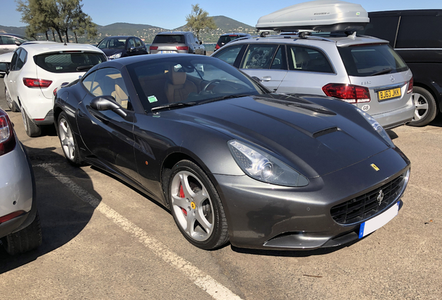 Ferrari California