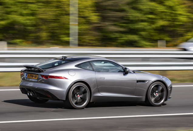 Jaguar F-TYPE S Coupé