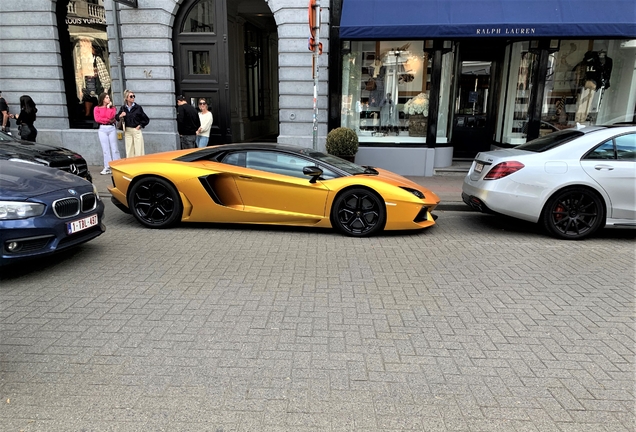 Lamborghini Aventador LP700-4