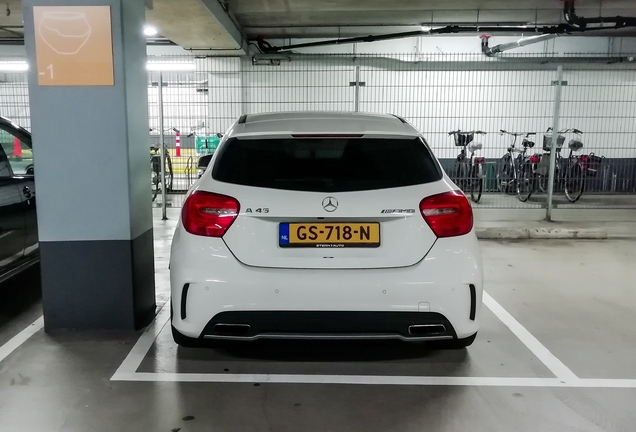 Mercedes-Benz A 45 AMG