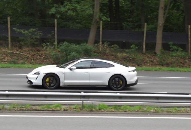 Porsche Taycan Turbo S