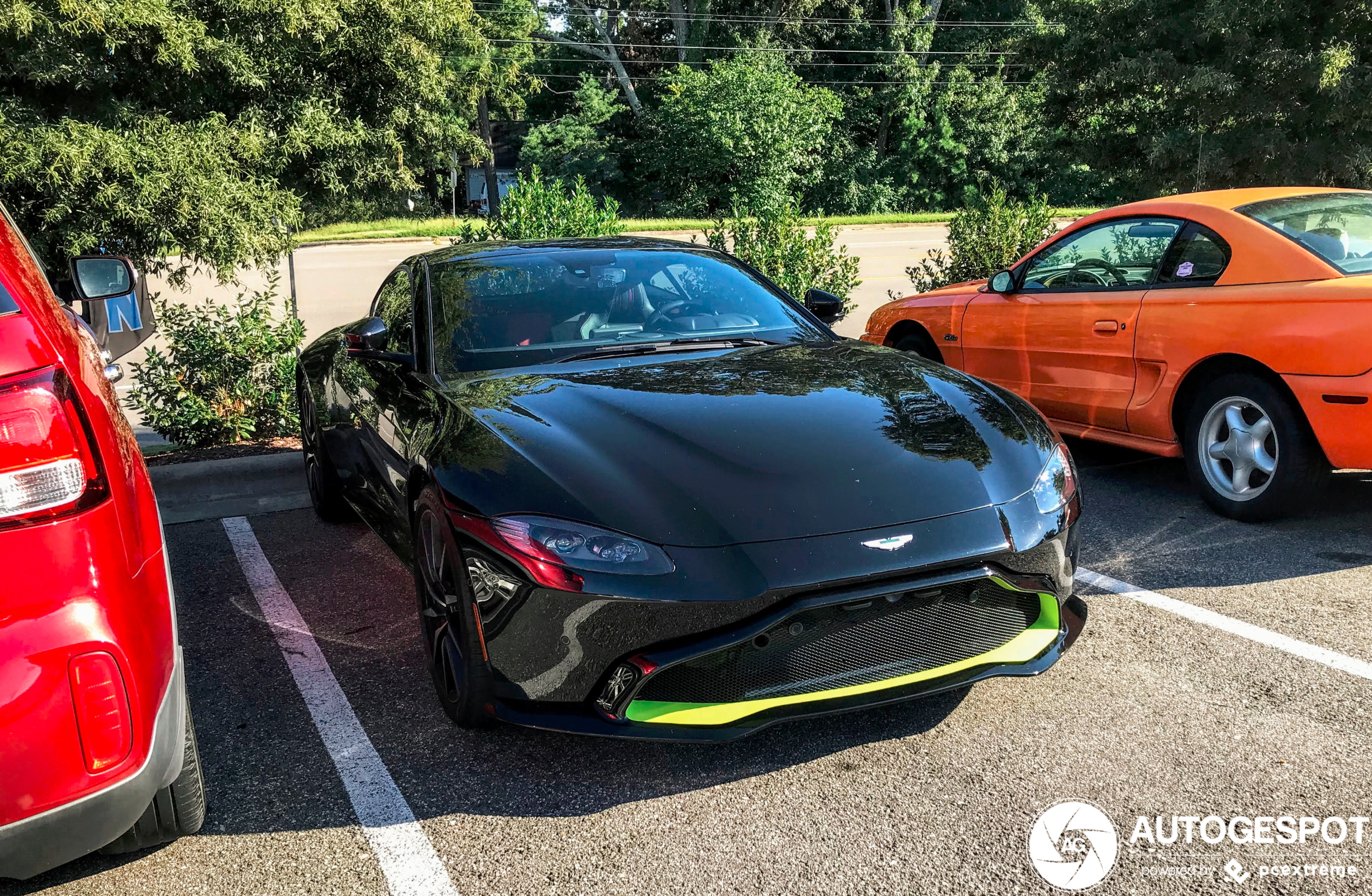 Aston Martin V8 Vantage 2018