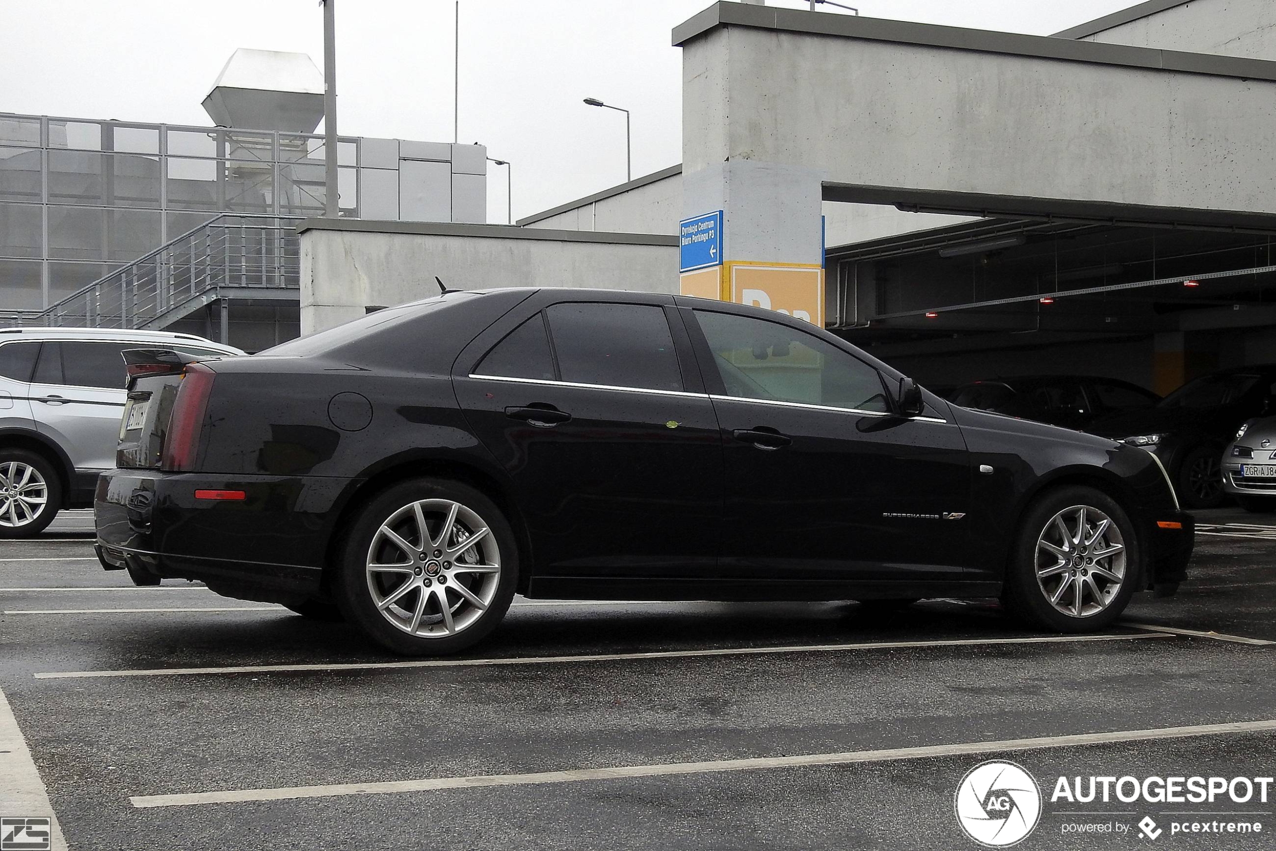 Cadillac STS-V