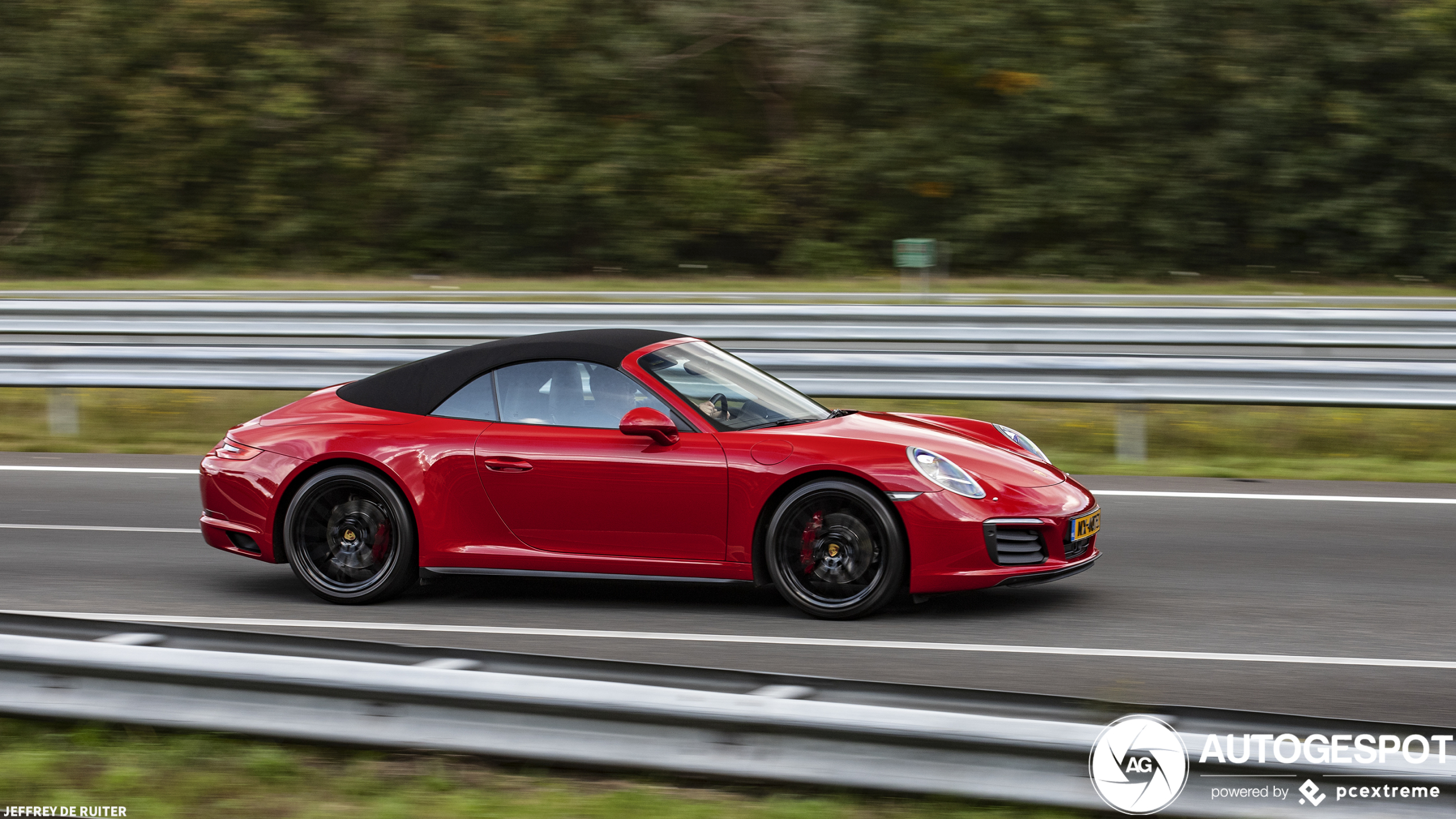 Porsche 991 Carrera 4S Cabriolet MkII