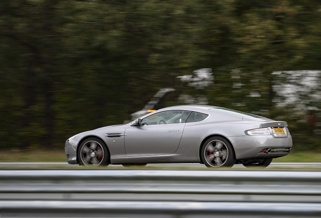 Aston Martin DB9 LM