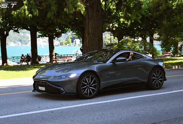 Aston Martin V8 Vantage 2018