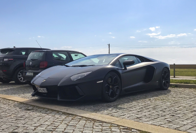 Lamborghini Aventador LP700-4