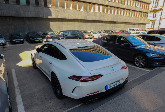 Mercedes-AMG GT 63 X290