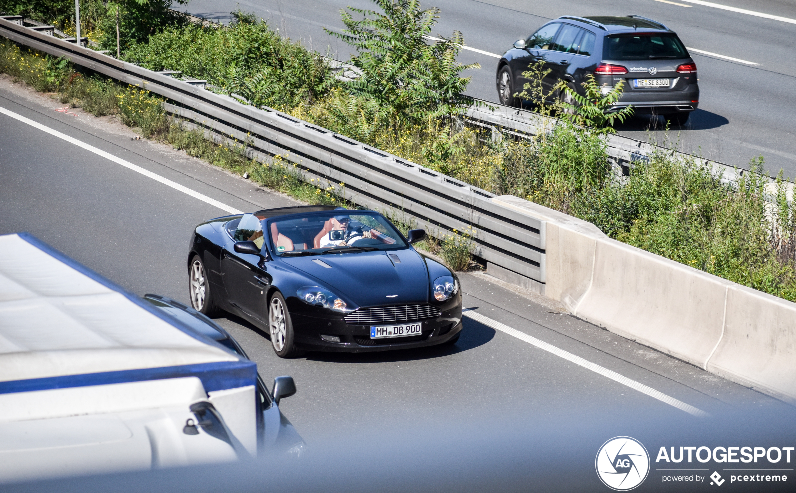 Aston Martin DB9 Volante