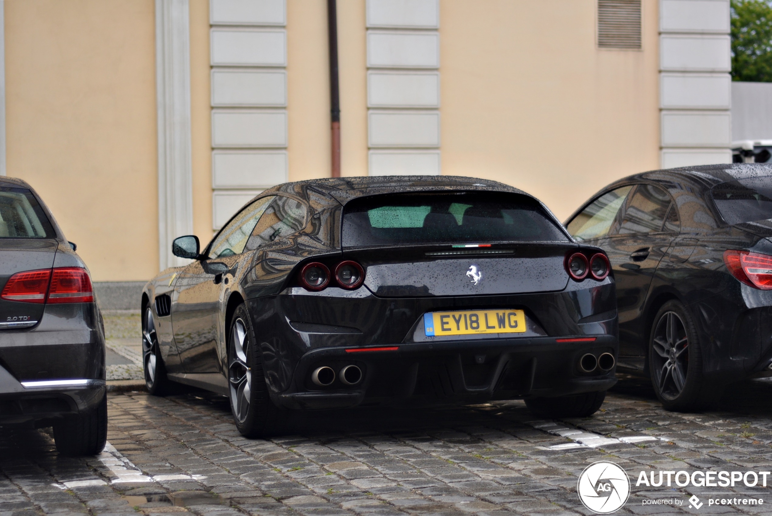 Ferrari GTC4Lusso T