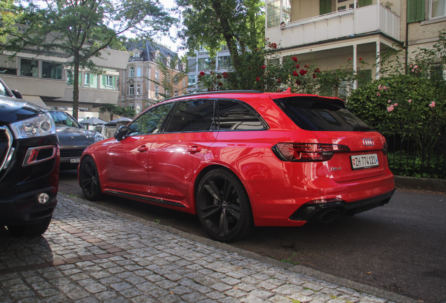 Audi RS4 Avant B9