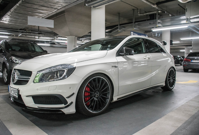 Mercedes-Benz A 45 AMG