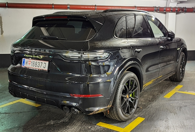 Porsche Cayenne Turbo S E-Hybrid