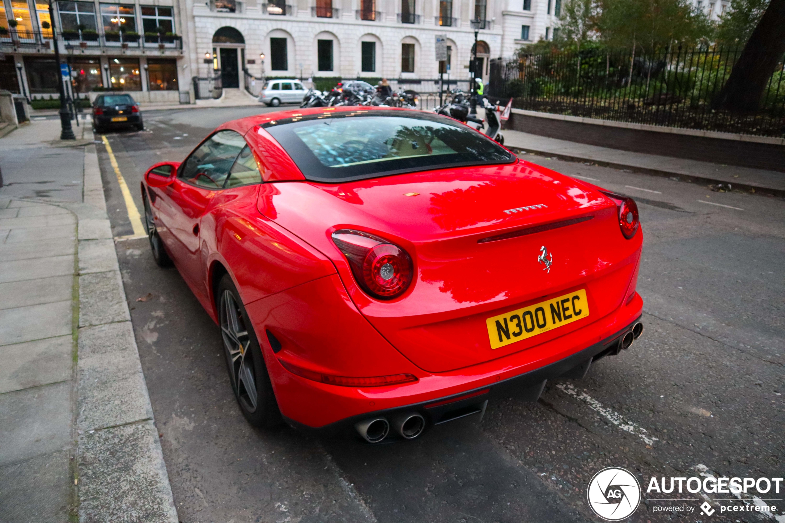 Ferrari California T