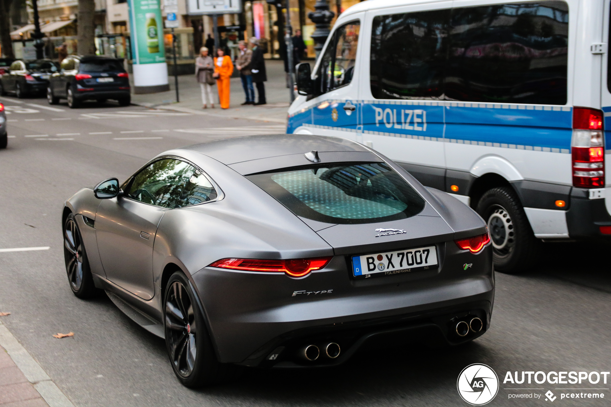 Jaguar F-TYPE R Coupé