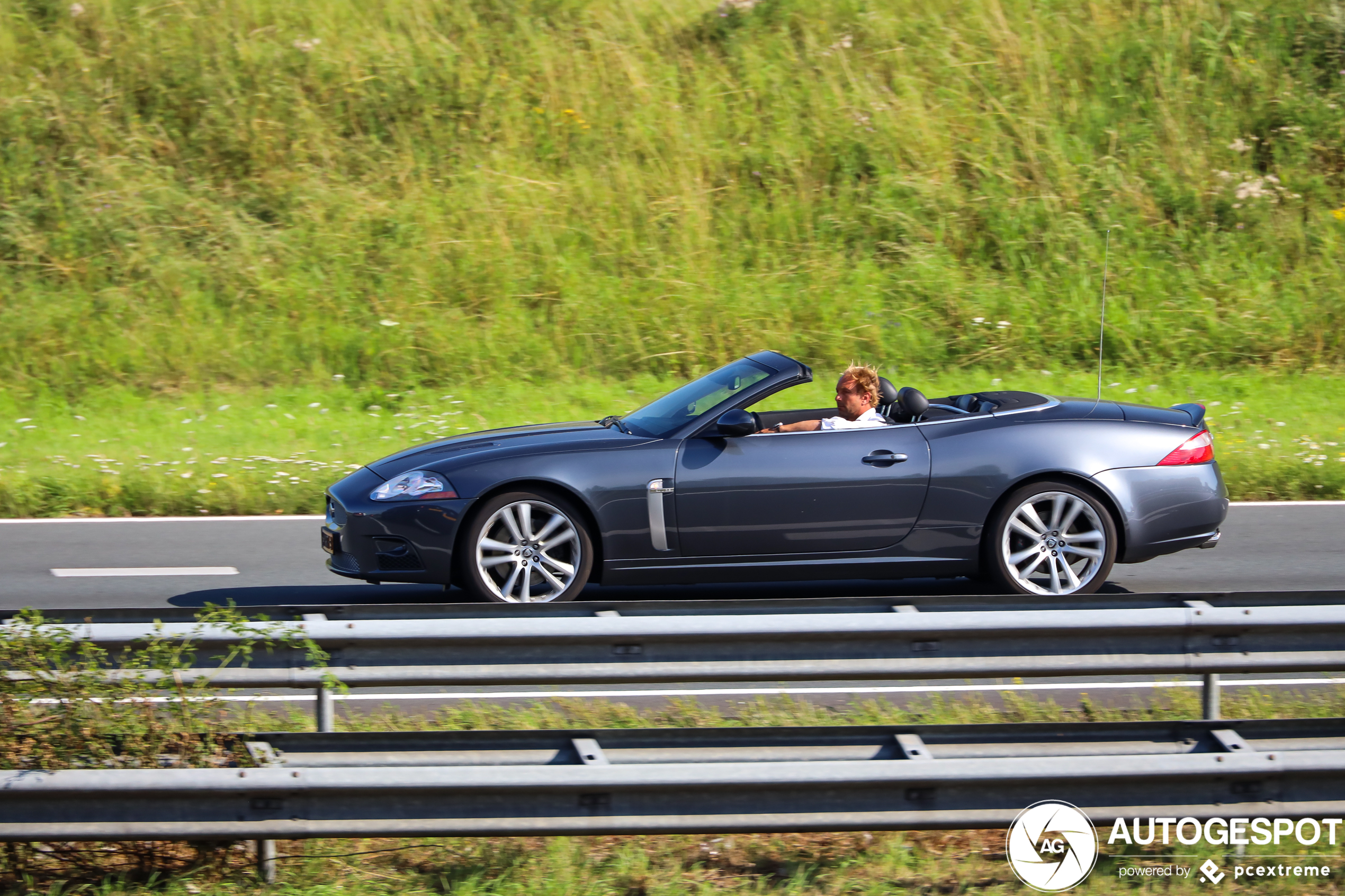 Jaguar XKR Convertible 2006