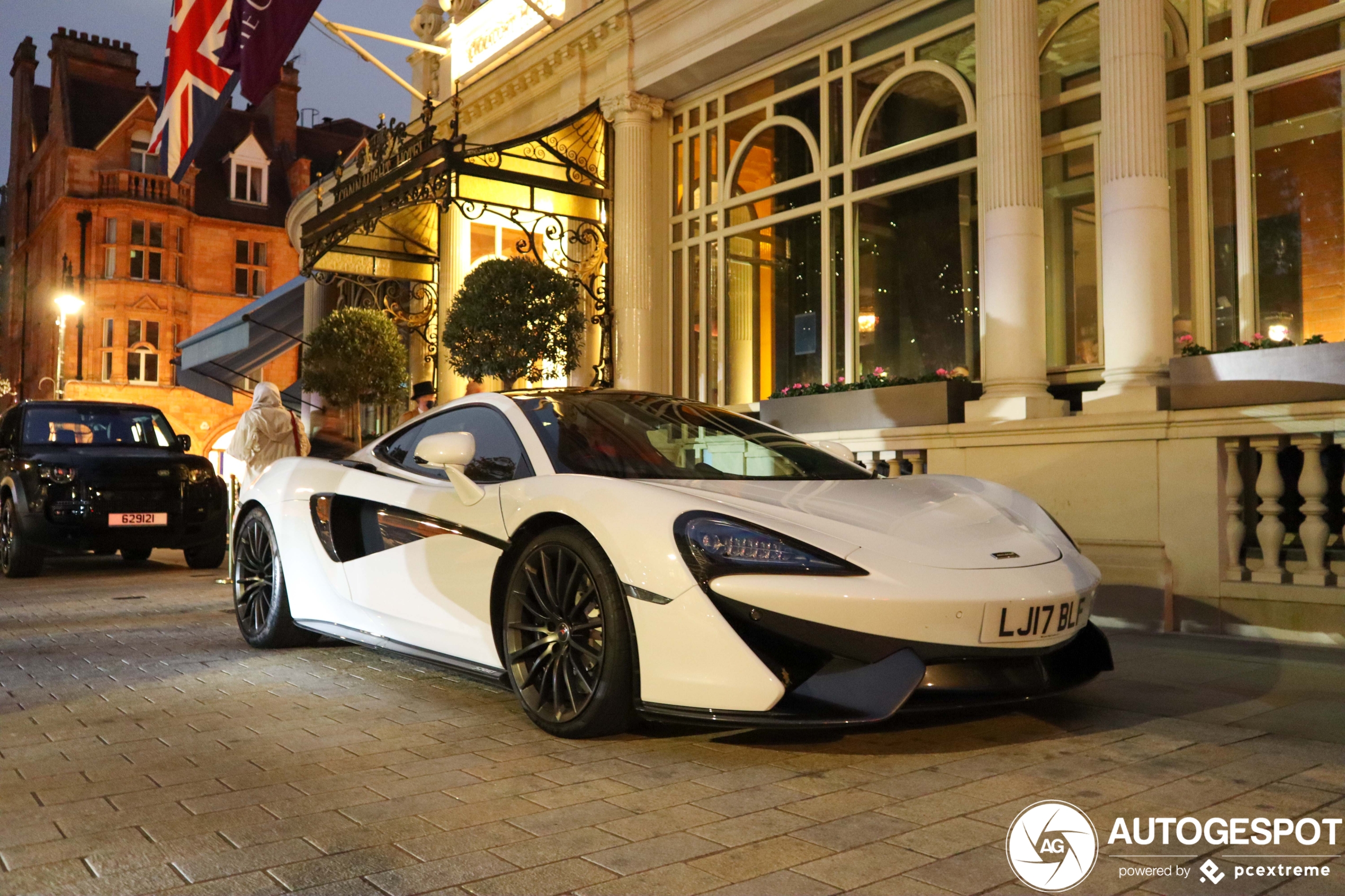 McLaren 570GT