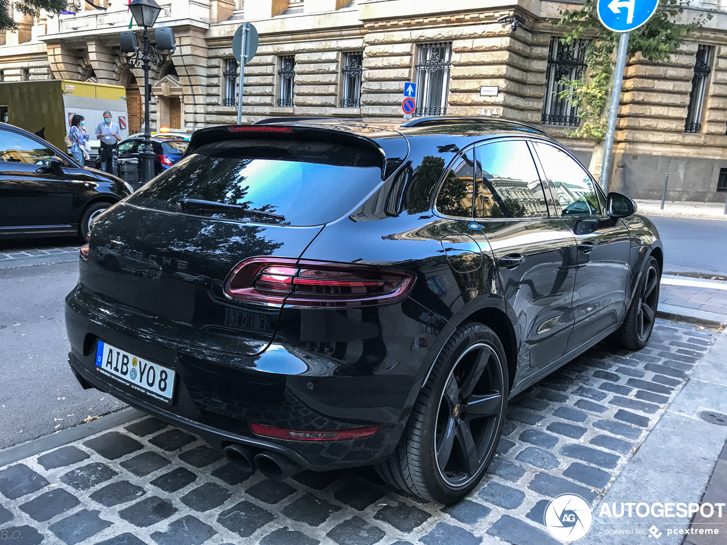 Porsche 95B Macan GTS