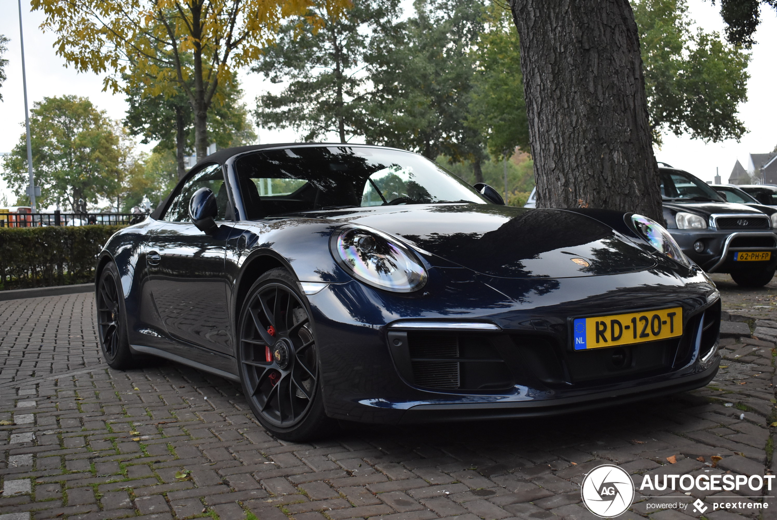 Porsche 991 Carrera 4 GTS Cabriolet MkII