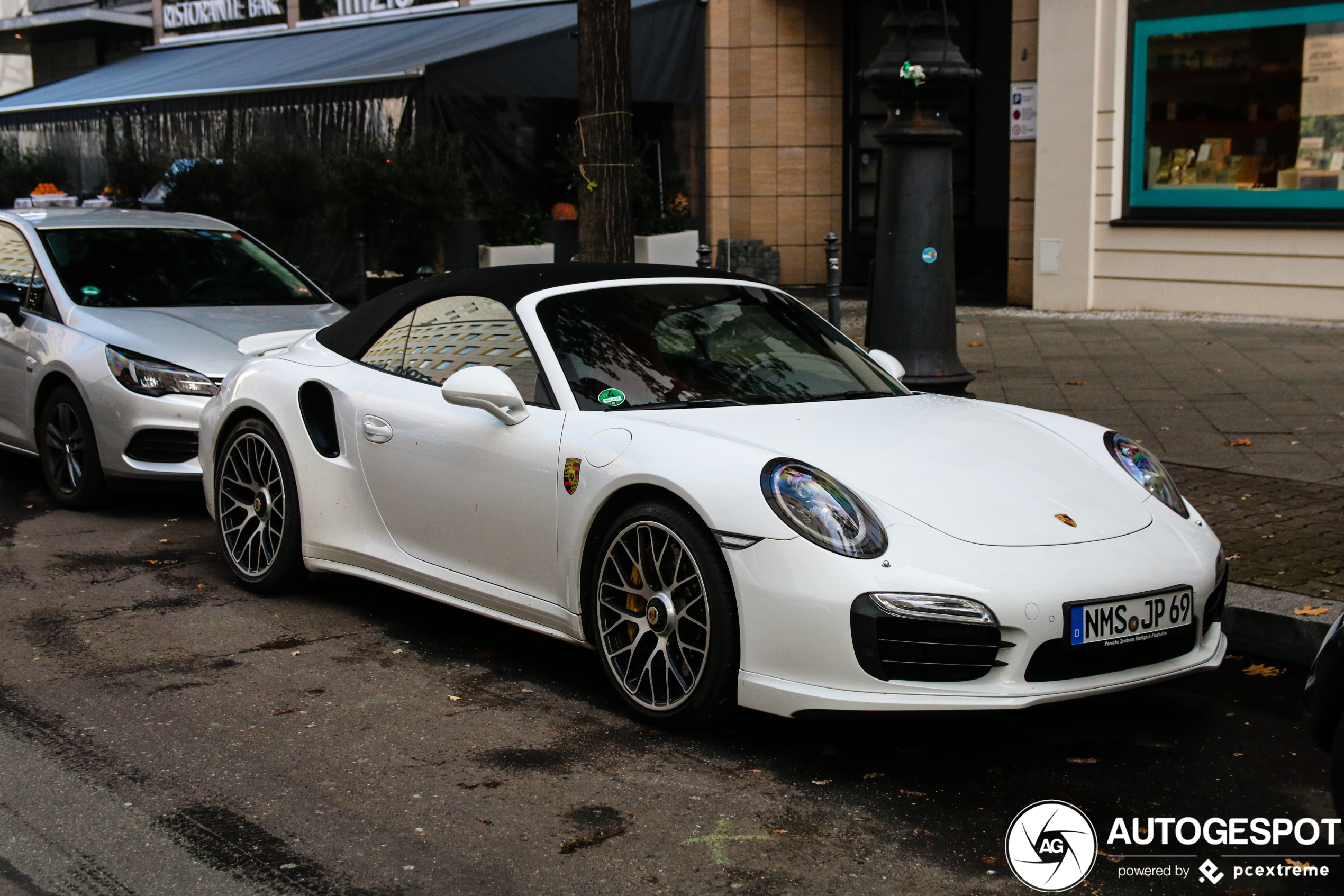 Porsche 991 Turbo S Cabriolet MkI