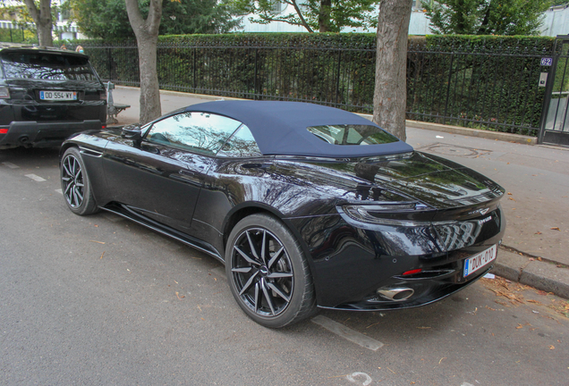 Aston Martin DB11 V8 Volante