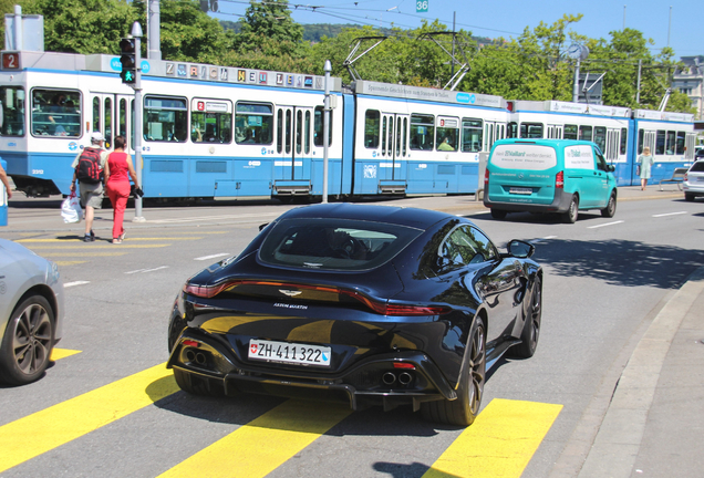 Aston Martin V8 Vantage 2018