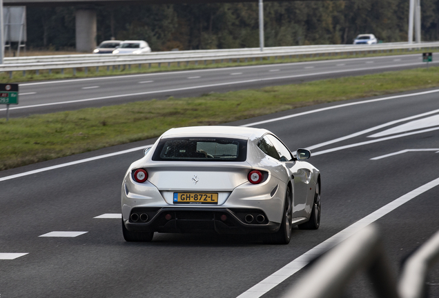 Ferrari FF