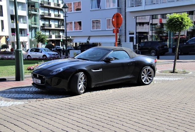 Jaguar F-TYPE S Convertible