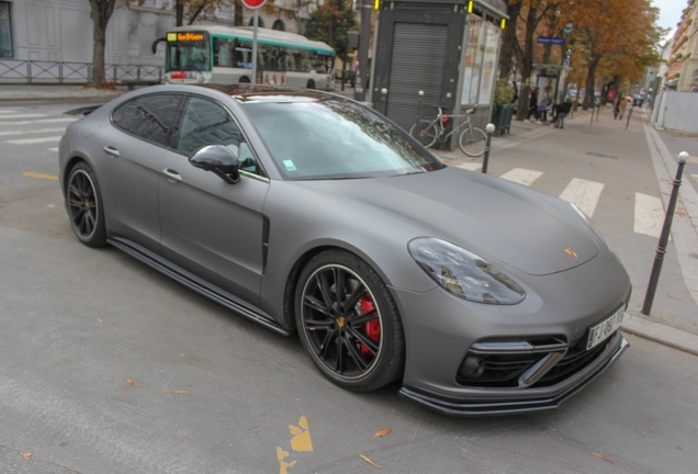 Porsche 971 Panamera Turbo