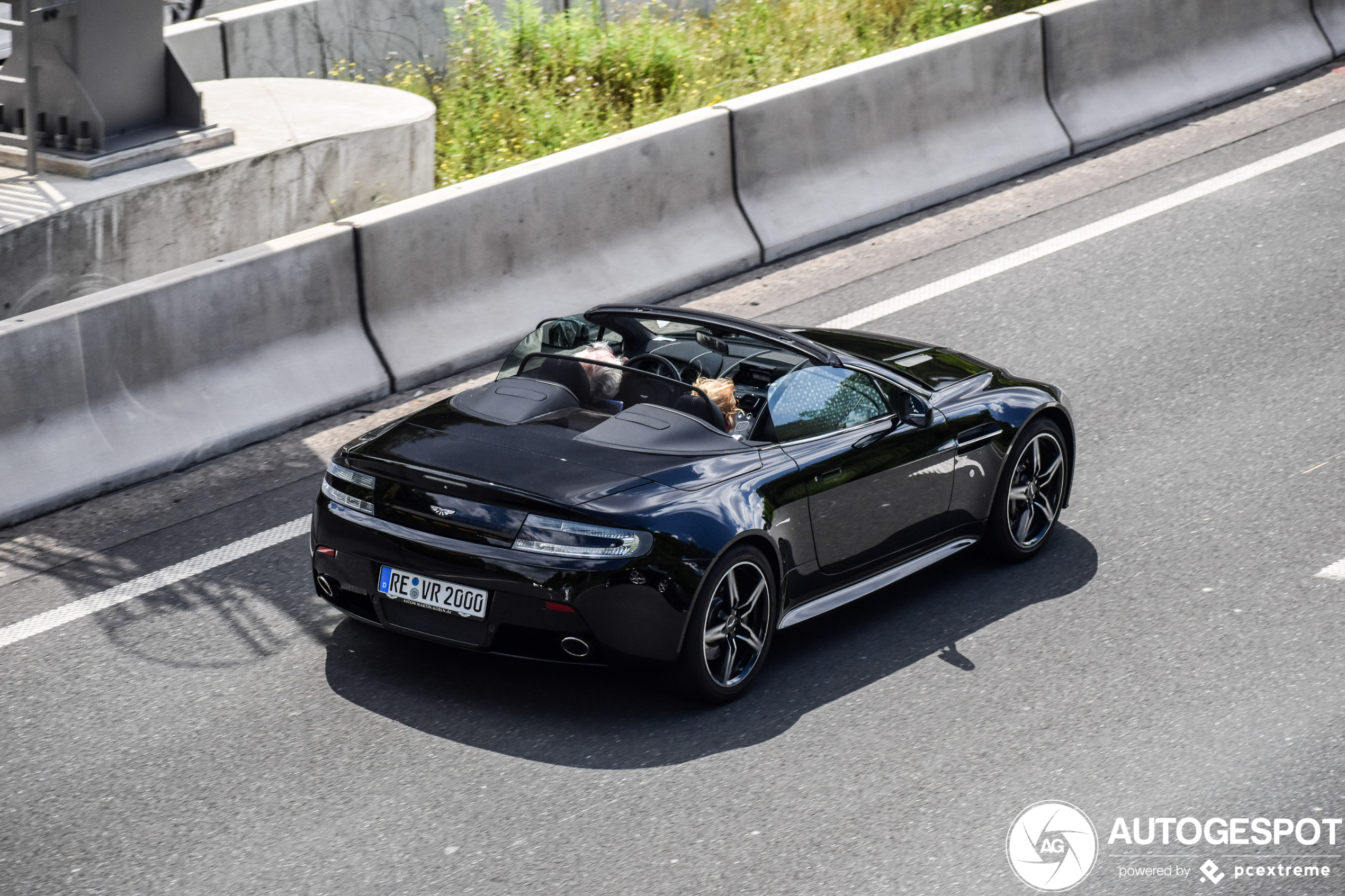 Aston Martin V8 Vantage S Roadster