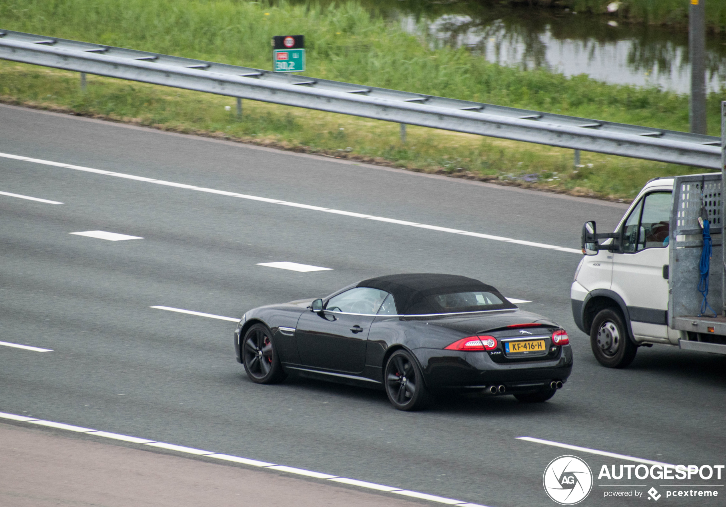 Jaguar XKR Convertible 2012