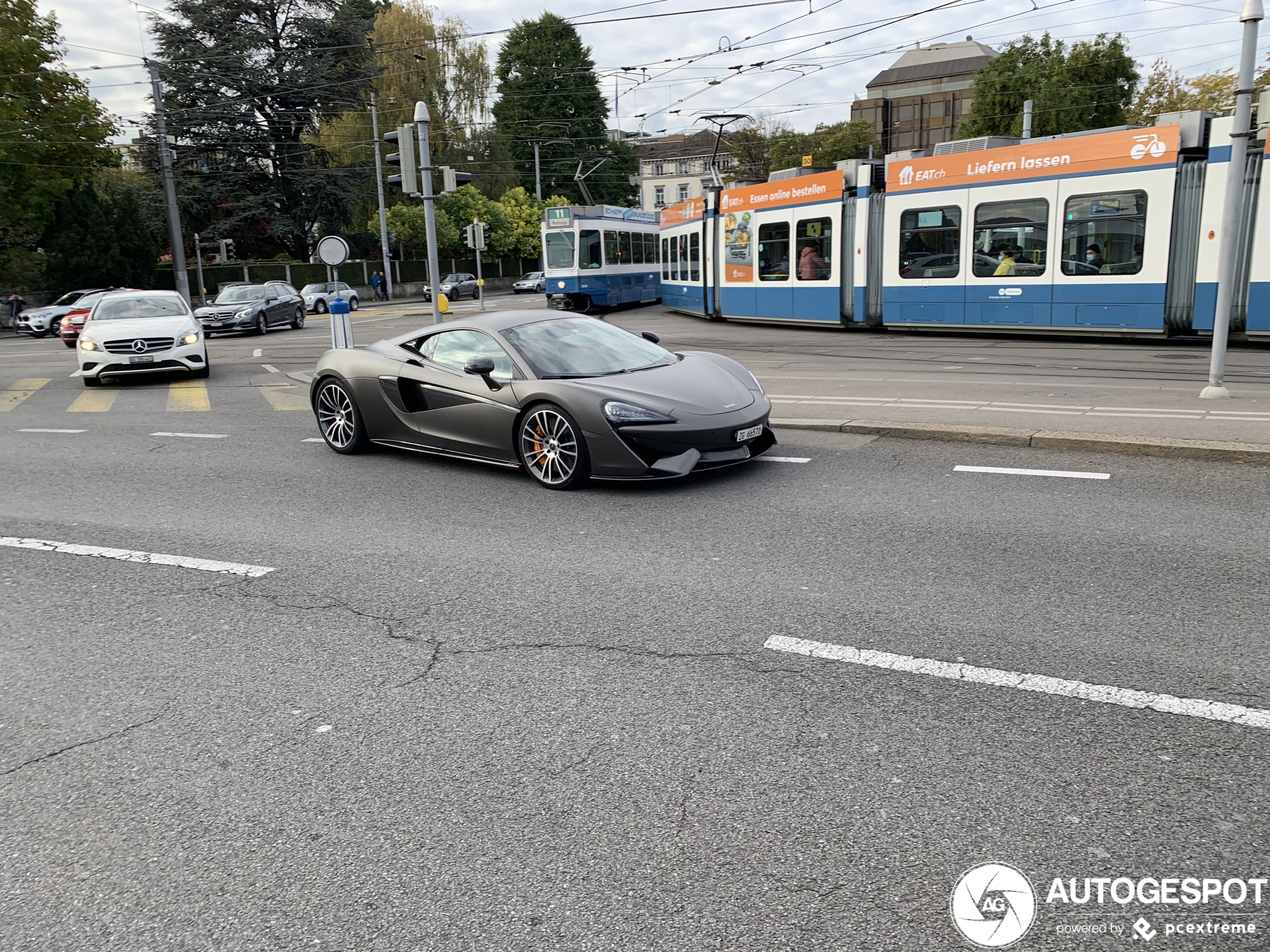 McLaren 570S