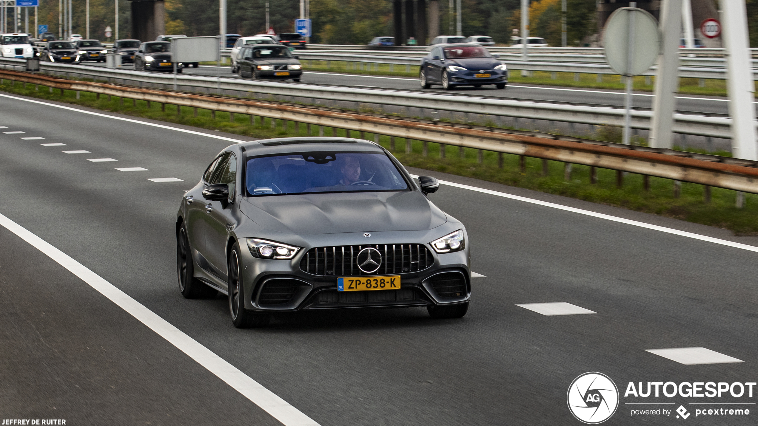 Mercedes-AMG GT 63 S X290