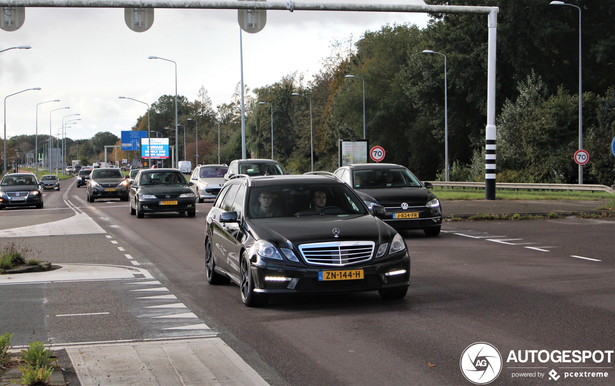 Mercedes-Benz E 63 AMG S212