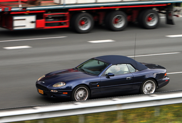 Aston Martin DB7 Volante