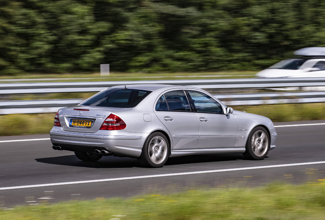 Mercedes-Benz E 55 AMG