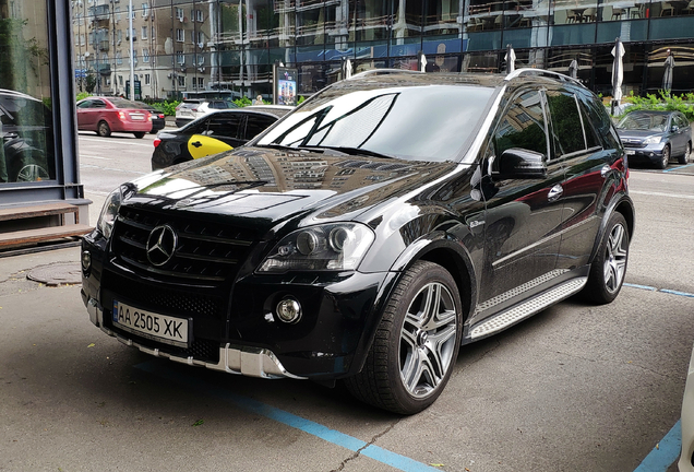 Mercedes-Benz ML 63 AMG W164 2009