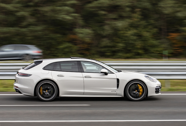 Porsche 971 Panamera GTS Sport Turismo