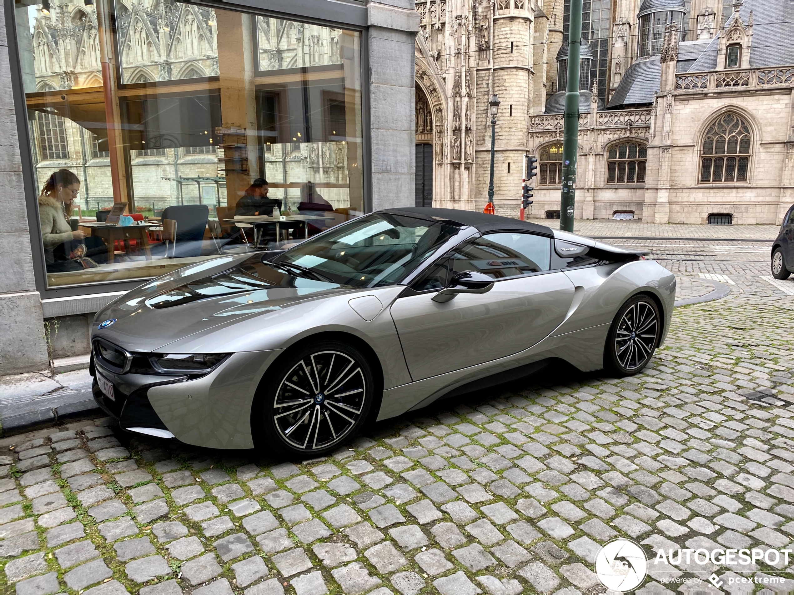 BMW i8 Roadster