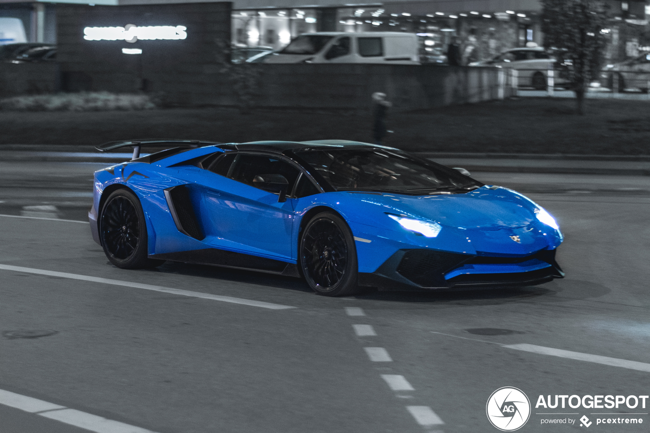 Lamborghini Aventador LP750-4 SuperVeloce Roadster