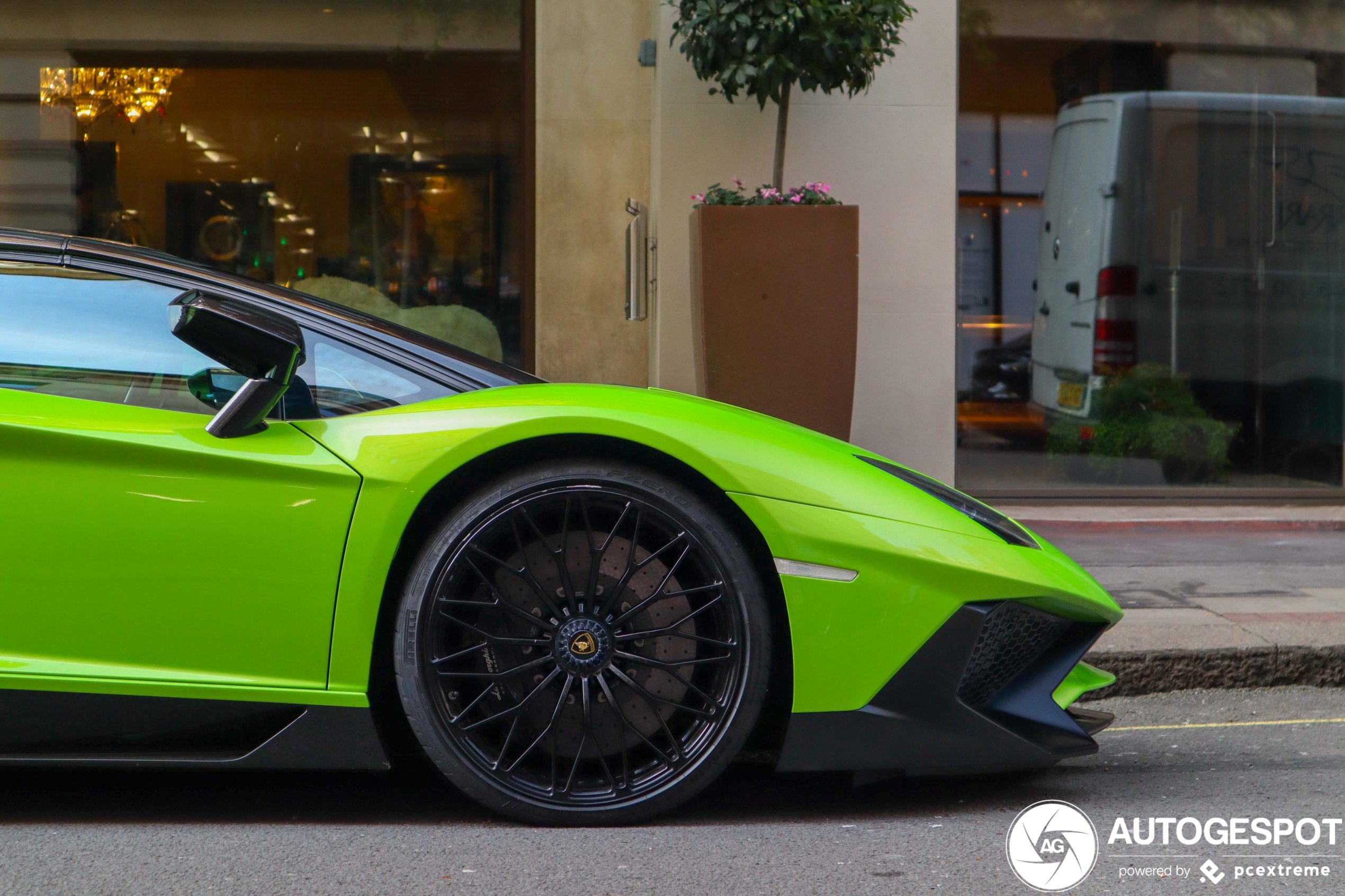 Lamborghini Aventador LP750-4 SuperVeloce Roadster