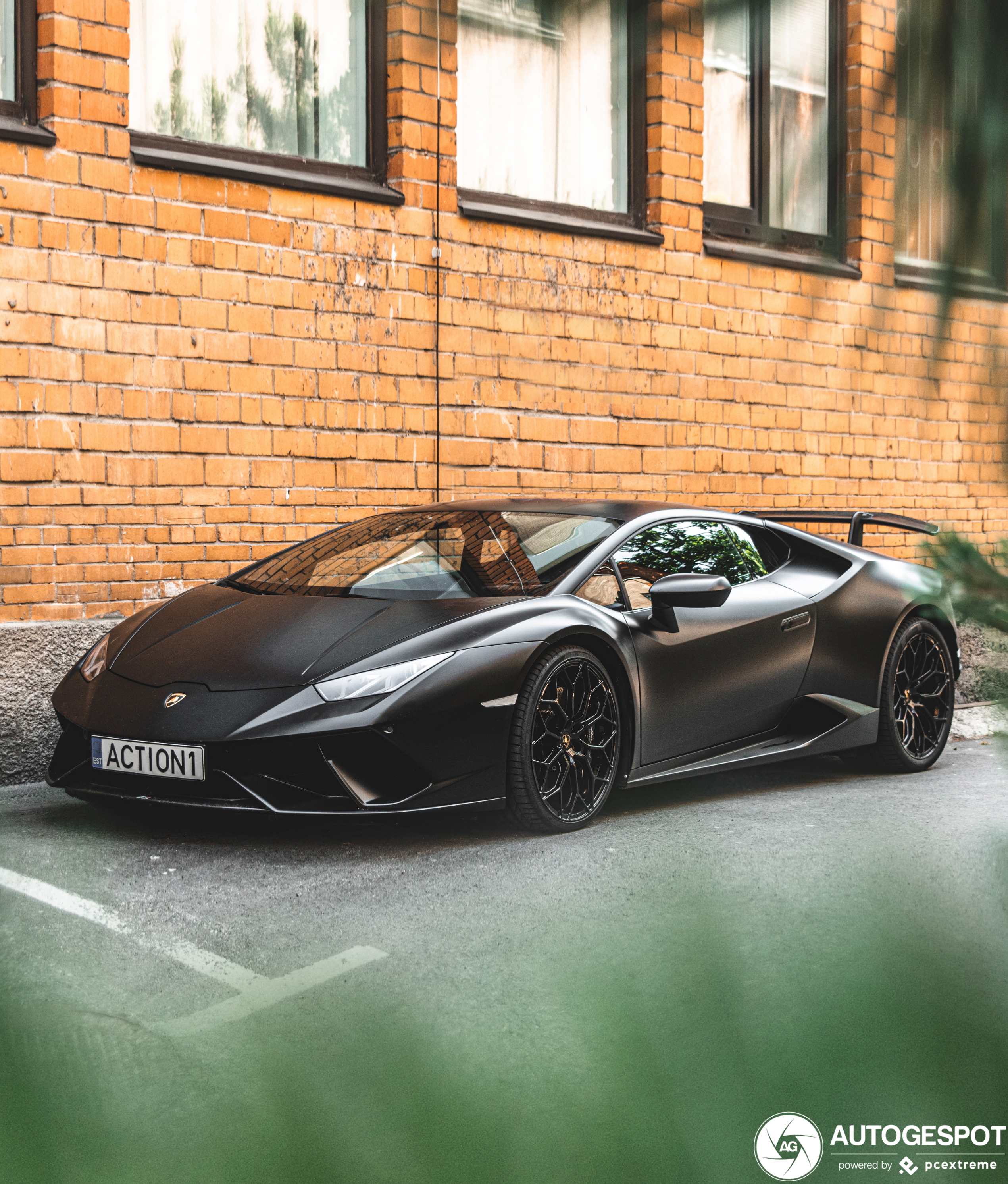 Lamborghini Huracán LP640-4 Performante