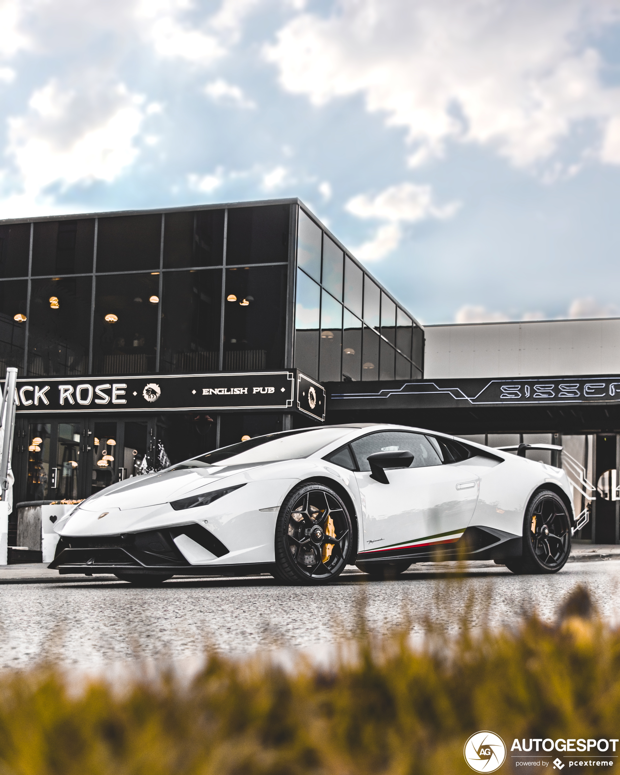 Lamborghini Huracán LP640-4 Performante