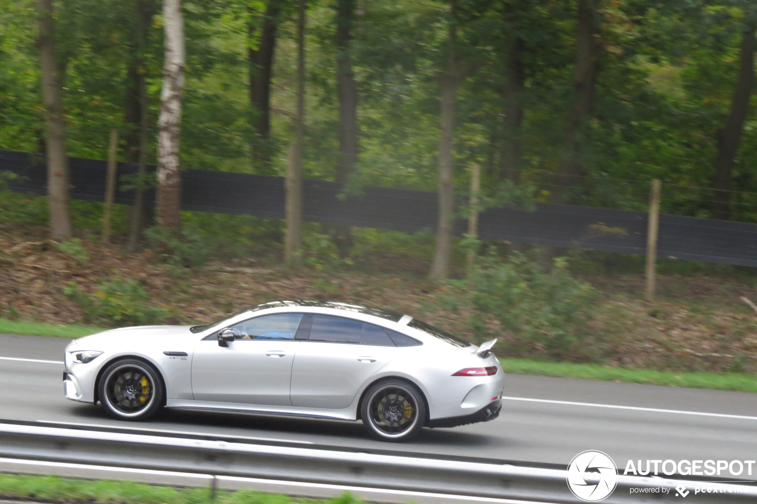 Mercedes-AMG GT 63 S X290