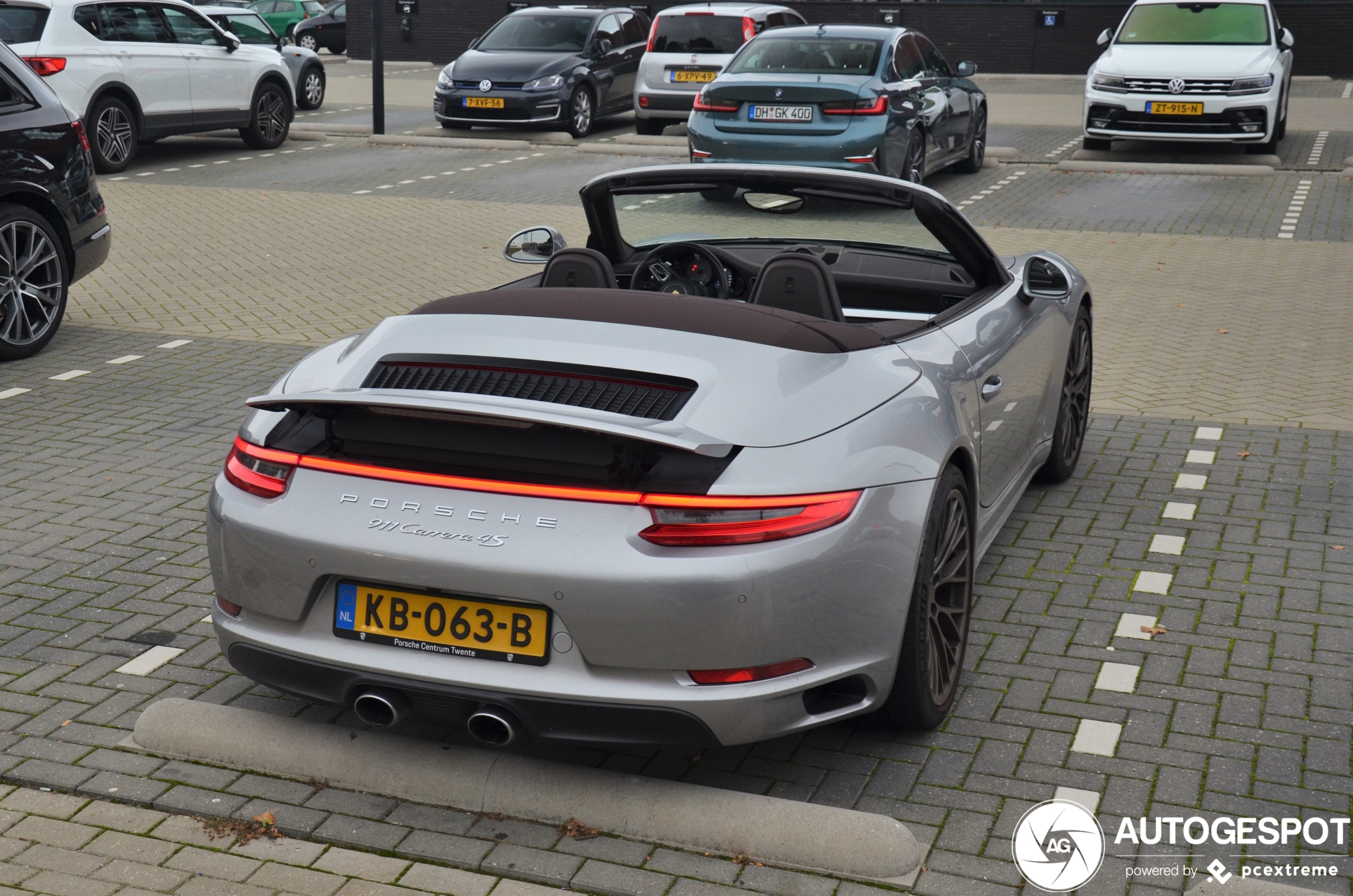 Porsche 991 Carrera 4S Cabriolet MkII