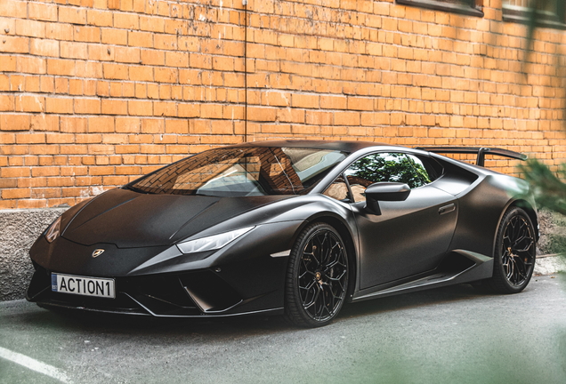 Lamborghini Huracán LP640-4 Performante