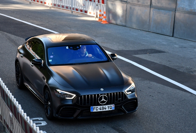 Mercedes-AMG GT 63 S X290