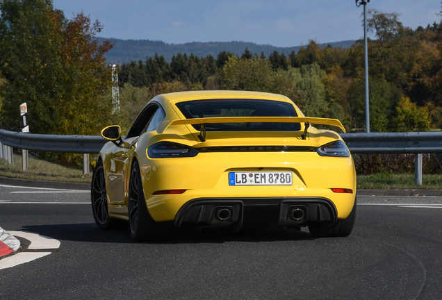 Porsche 718 Cayman GT4